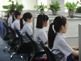 万师傅接单平台客服电话是多少